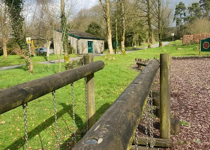 Ballyhoura Mountain Lodges Дом отдыха Ballyorgan